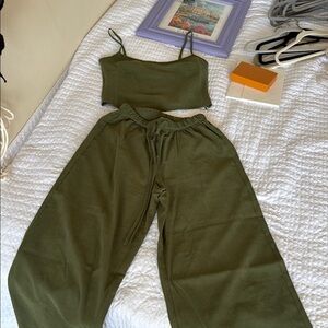 Princess Polly Green Set